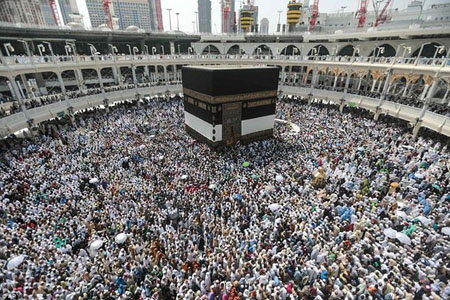 Hajj là lễ hành hương thường niên của người Hồi giáo. Hơn 2 triệu người đã tham gia lễ hành hương Hajj vào năm2014.